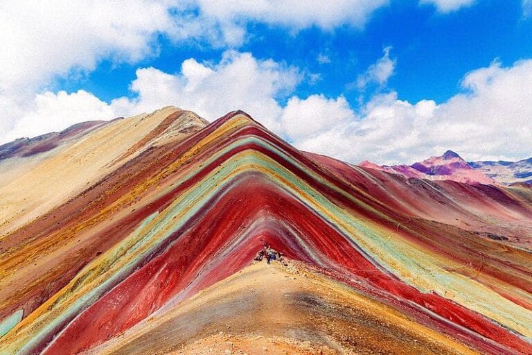Raimbow Mountain Peru